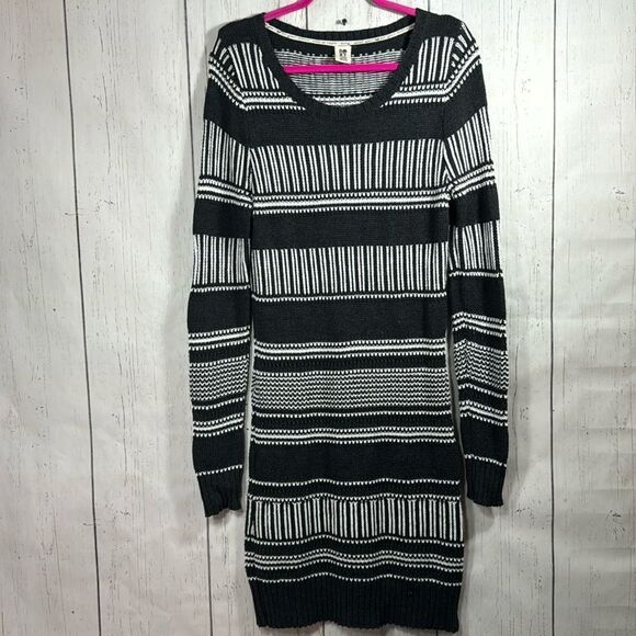 Roxy Black White Striped Sweater Dress Long Sleeve Knit Size L Cozy Winter Y2K - Picture 2 of 15